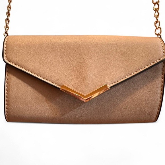 Pink Envelope Clutch Purse with Gold Chain Strap - Picture 4 of 6